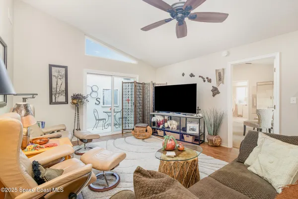 Property Slideshow image 3 of 30 | 1484 independence ave, Melbourne, FL, 32940