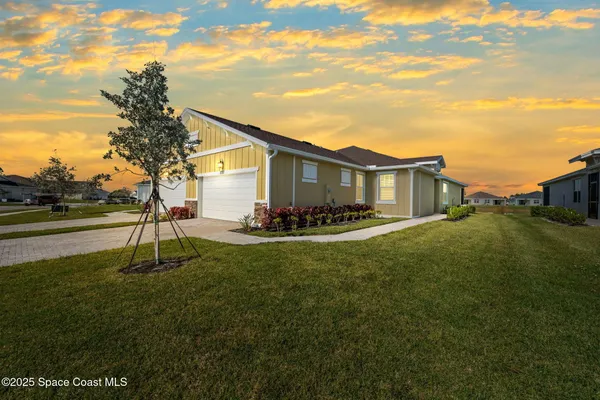 Property Slideshow image 3 of 59 | 2297 cerulean dr nw, Palm Bay, FL, 32907