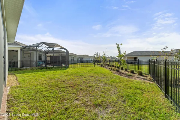 Property Slideshow image 3 of 56 | 3168 songbird cir, Harmony, FL, 34773
