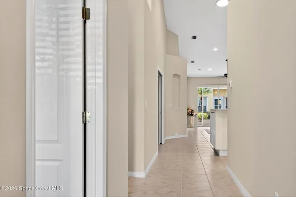 Property Slideshow image 3 of 48 | 2510 camberly cir, Melbourne, FL, 32940