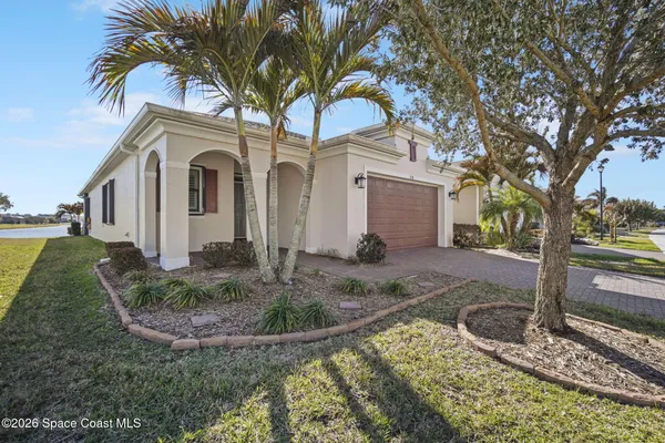 Property Slideshow image 2 of 31 | 2741 treasure cay ln, Melbourne, FL, 32940