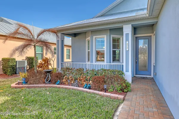 Property Slideshow image 3 of 47 | 475 lorelei ave, Melbourne, FL, 32901