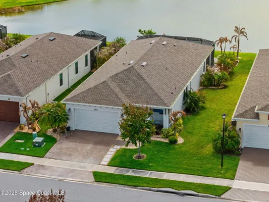 Property Slideshow image 3 of 69 | 2013 great belt cir, Melbourne, FL, 32940