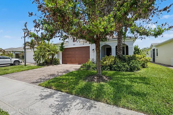 Property Slideshow image 3 of 37 | 1763 great belt cir, Melbourne, FL, 32940