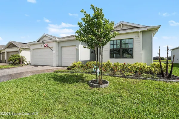 Property Slideshow image 3 of 27 | 1032 great belt cir, Melbourne, FL, 32940