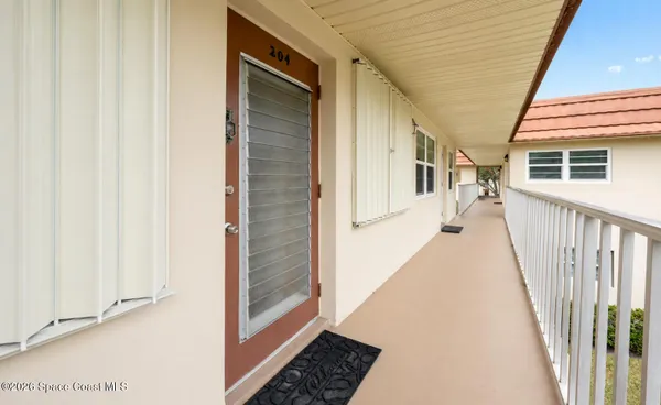 Property Slideshow image 3 of 17 | 25 vista gardens trl 204, Vero Beach, FL, 32962