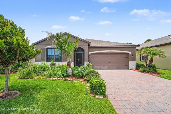 Property Slideshow image 2 of 26 | 4324 caladium cir, West Melbourne, FL, 32904