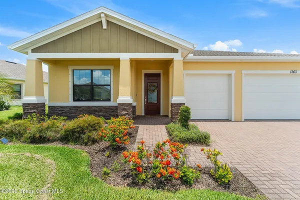 Property Slideshow image 3 of 75 | 1363 great belt cir, Melbourne, FL, 32940