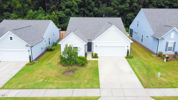 Property Slideshow image 3 of 39 | 2641 nassau trce, Fuquay Varina, NC, 27526