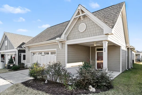 Property Slideshow image 3 of 43 | 43 davidson st, Clayton, NC, 27527