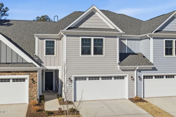 Property Slideshow image 2 of 22 | 712 blackpool dr, Durham, NC, 27703