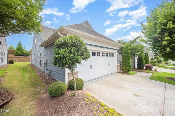 Property Slideshow image 2 of 30 | 1204 e rosedale creek dr, Durham, NC, 27703