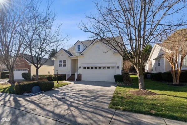 Property Slideshow image 3 of 39 | 105 rockport ridge way, Cary, NC, 27519