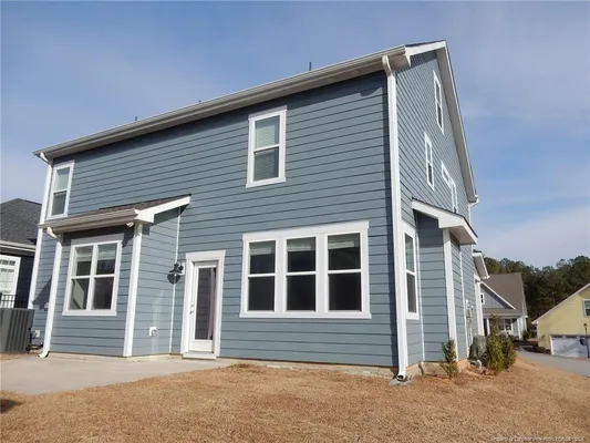 Property Slideshow image 3 of 23 | 44 glenwood ct, Spring Lake, NC, 28390