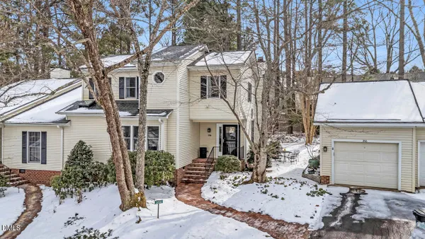 Property Slideshow image 2 of 36 | 356 weymouth close, Pittsboro, NC, 27312