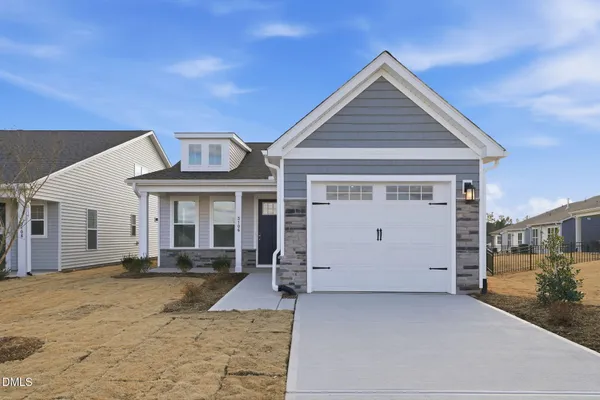 Property Slideshow image 2 of 28 | 3106 kiawa pointe ln 212, Durham, NC, 27703