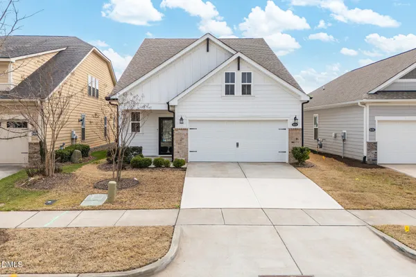 Property Slideshow image 3 of 48 | 6434 crown pkwy 65, Durham, NC, 27703