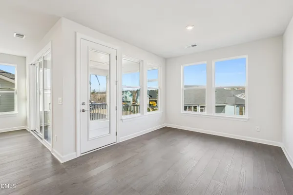 Property Slideshow image 3 of 23 | 140 sunny gln ct, Fuquay Varina, NC, 27526