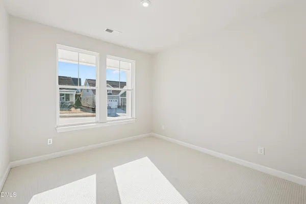 Property Slideshow image 2 of 23 | 140 sunny gln ct, Fuquay Varina, NC, 27526