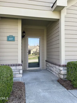 Property Slideshow image 2 of 15 | 107 culp hill dr, Chapel Hill, NC, 27517