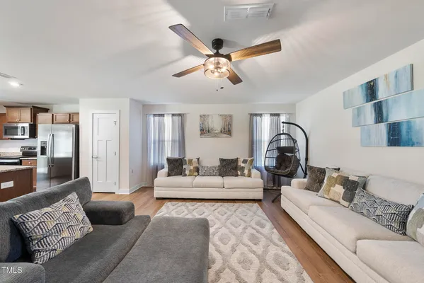 Property Slideshow image 3 of 23 | 8710 kenridge ln, Fuquay Varina, NC, 27526