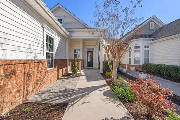 Property Slideshow image 2 of 35 | 306 easton grey loop, Cary, NC, 27519