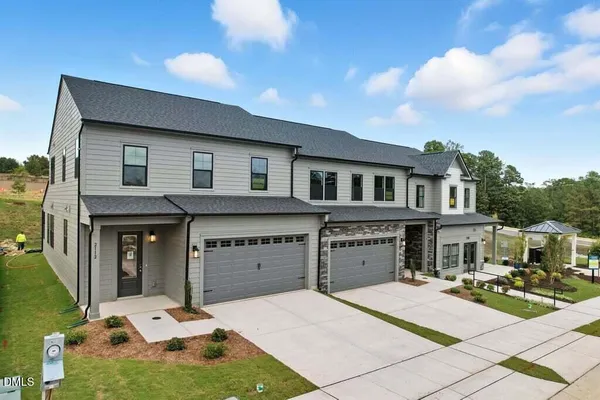 Property Slideshow image 3 of 39 | 1103 palisade bluff ln, Apex, NC, 27502