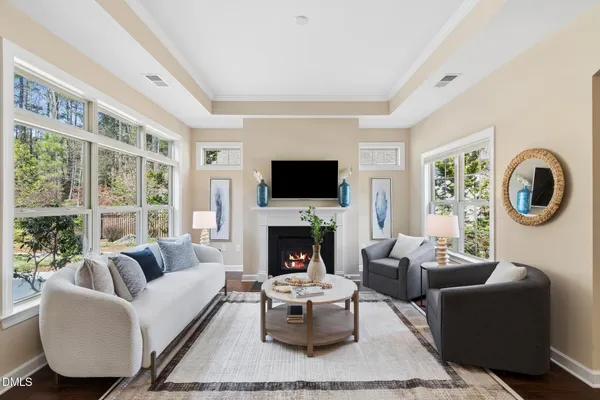 Property Slideshow image 2 of 40 | 1443 abbotsford way, Cary, NC, 27519