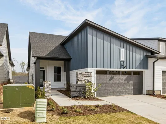 Property Slideshow image 3 of 50 | 121 tantara bnd, Pittsboro, NC, 27312