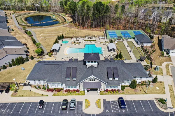 Property Slideshow image 2 of 36 | 203 maroon ct, Raleigh, NC, 27610