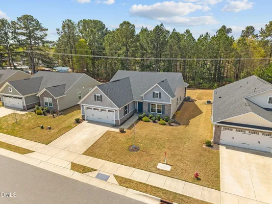 Property Slideshow image 3 of 28 | 8722 kenridge ln, Fuquay Varina, NC, 27526