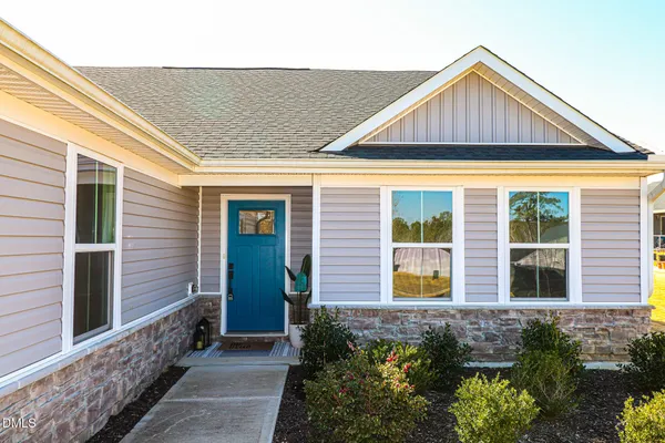 Property Slideshow image 2 of 45 | 36 highview ct, Fuquay Varina, NC, 27526