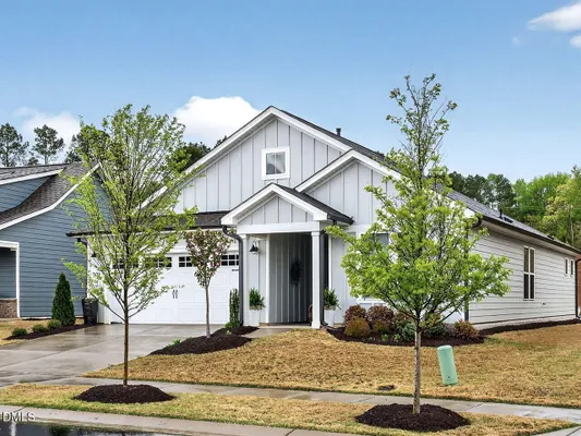 Property Slideshow image 3 of 35 | 508 steeplechase blvd, Clayton, NC, 27520