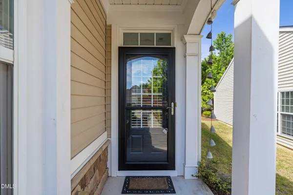 Property Slideshow image 3 of 38 | 206 callum pl, Cary, NC, 27519