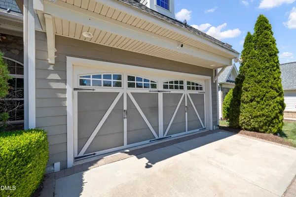 Property Slideshow image 3 of 60 | 9844 derbton ct, Raleigh, NC, 27617