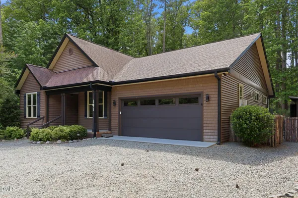 Property Slideshow image 2 of 45 | 191 weatherbend, Pittsboro, NC, 27312