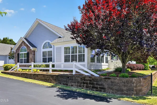 Property Slideshow image 3 of 55 | 1525 orchard villas ave, Apex, NC, 27502