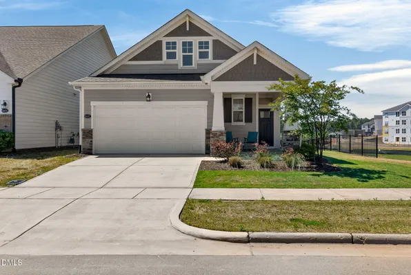 Property Slideshow image 2 of 64 | 6432 crown pkwy, Durham, NC, 27703