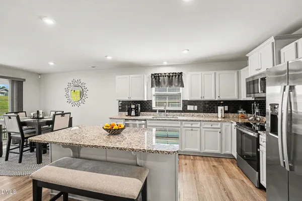 Property Slideshow image 2 of 27 | 89 tangled oaks ln, Fuquay Varina, NC, 27526