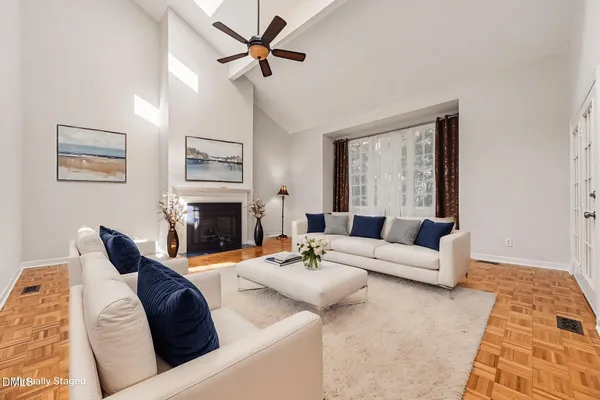 Property Slideshow image 2 of 35 | 438 crossvine close, Pittsboro, NC, 27312