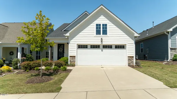 Property Slideshow image 2 of 28 | 196 canary ct, Raleigh, NC, 27610