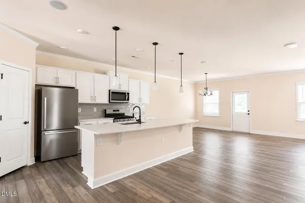 Property Slideshow image 2 of 18 | 2113 bethpage dr, Fuquay Varina, NC, 27526
