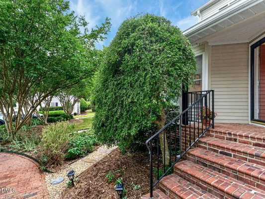 Property Slideshow image 3 of 37 | 386 lyndfield cl w, Pittsboro, NC, 27312