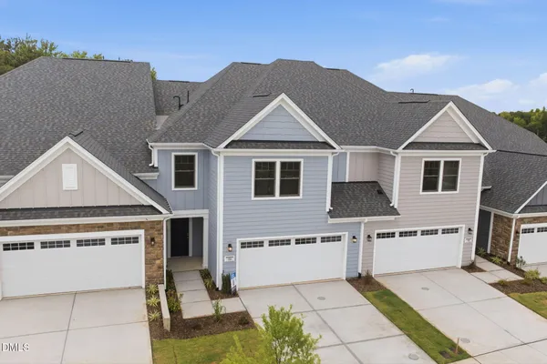 Property Slideshow image 3 of 27 | 704 blackpool dr, Durham, NC, 27703