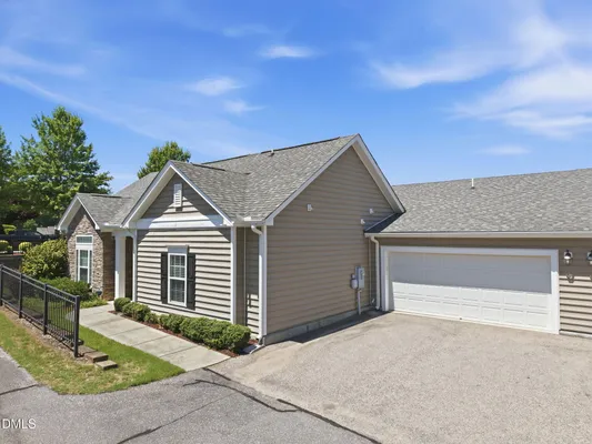 Property Slideshow image 2 of 40 | 1089 blue bird ln, Wake Forest, NC, 27587