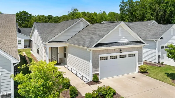 Property Slideshow image 3 of 31 | 203 maroon ct, Raleigh, NC, 27610