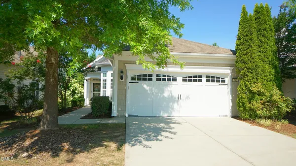Property Slideshow image 2 of 80 | 542 tomkins loop, Cary, NC, 27519