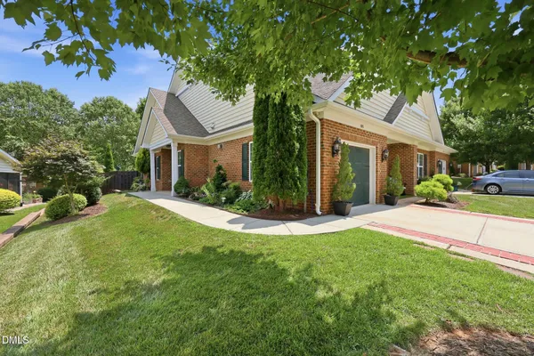 Property Slideshow image 3 of 28 | 105 bobwhite way, Mebane, NC, 27302