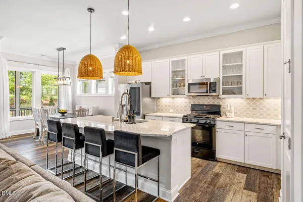 Property Slideshow image 2 of 58 | 93 abercorn cir, Chapel Hill, NC, 27516