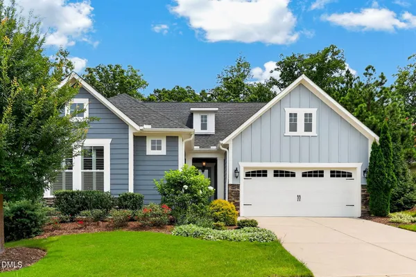 Property Slideshow image 2 of 47 | 200 middleton pl, Chapel Hill, NC, 27516